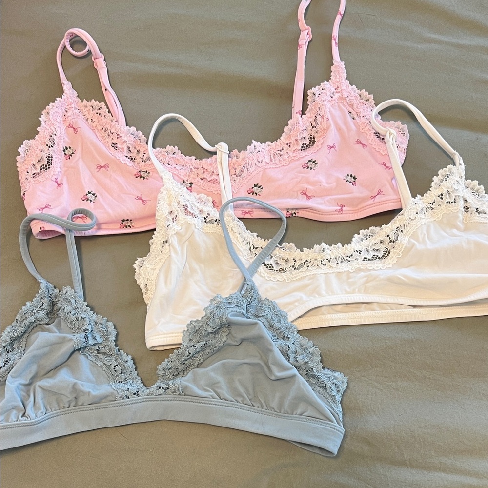 Skims bra bundle